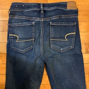 American Eagle Medium Wash Skinny Jeans
